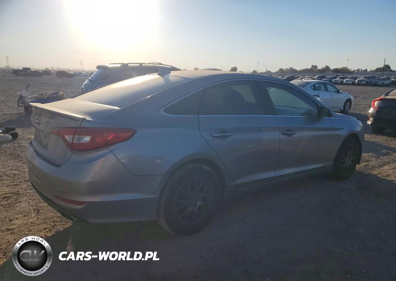 2015 Hyundai Sonata Se VIN:5NPE24AF9FH084681 - 3