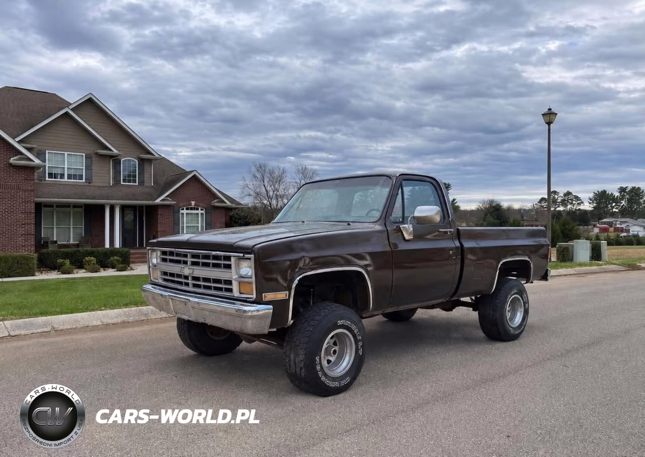 1984 Chevrolet K10 VIN:1GCEK14H8EF378478 - 2