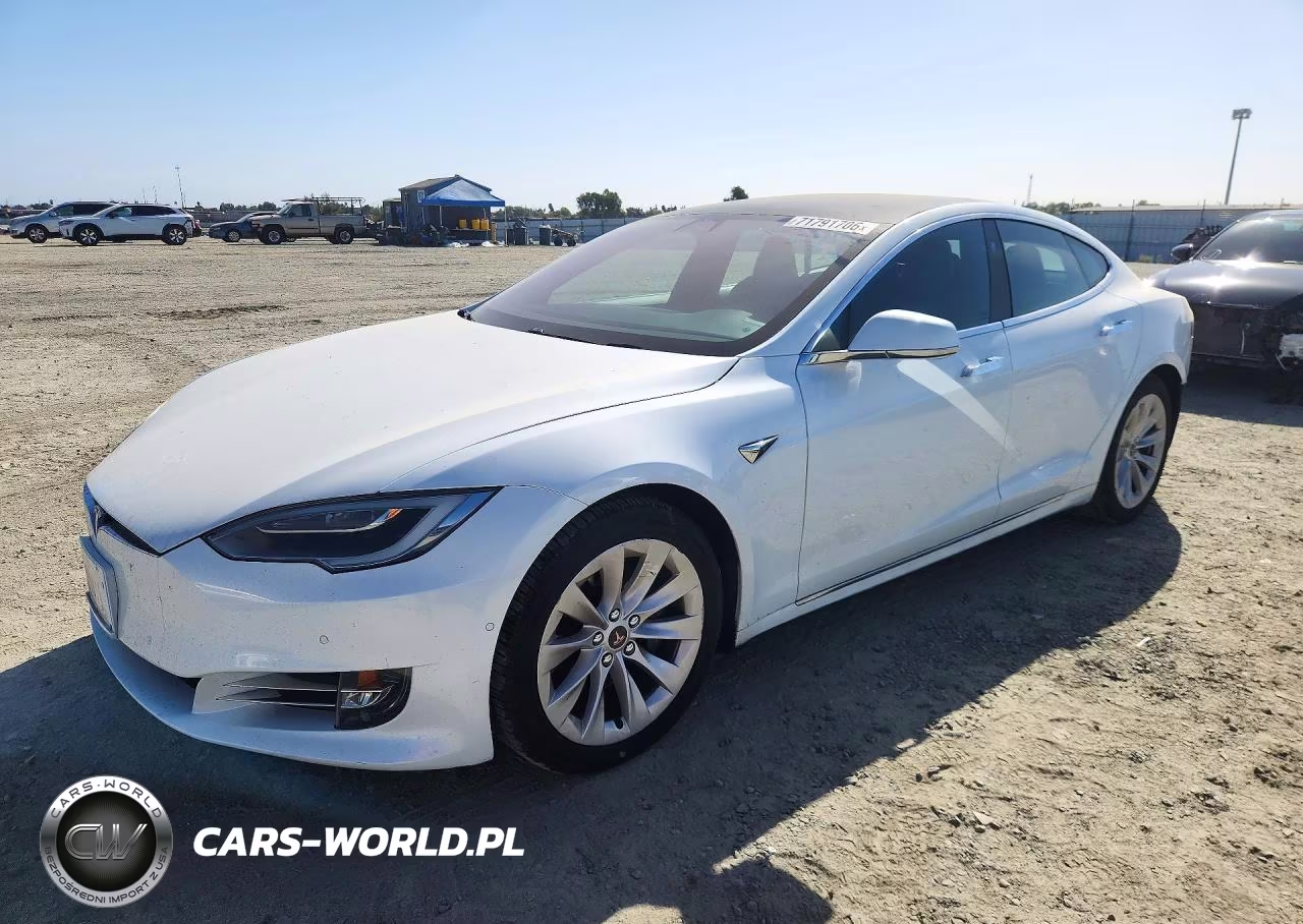 2018 Tesla Model S – zdjęcie 1 z 12