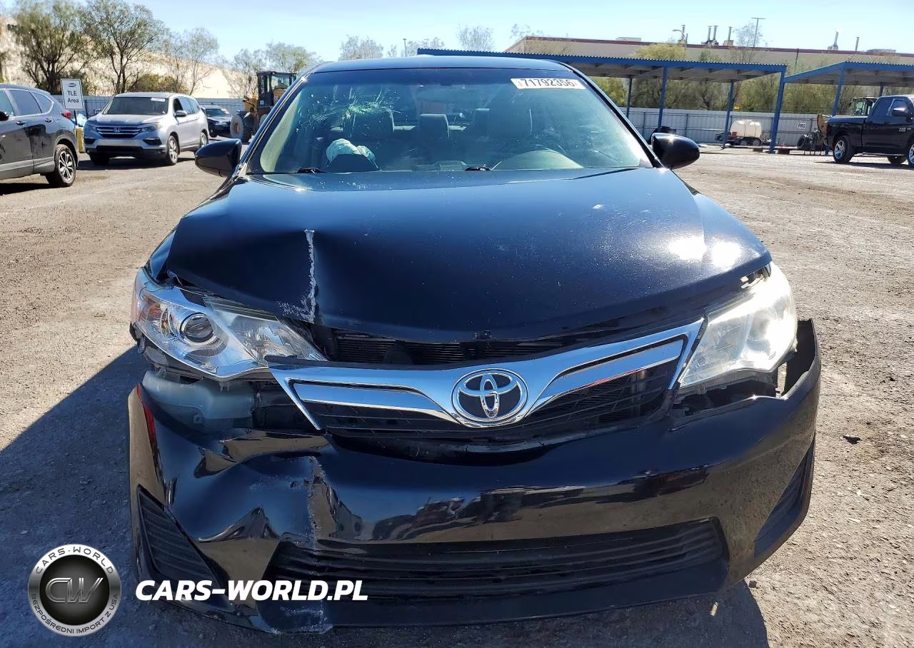 2014 Toyota Camry Le VIN:4T4BF1FK6ER439503 - 5