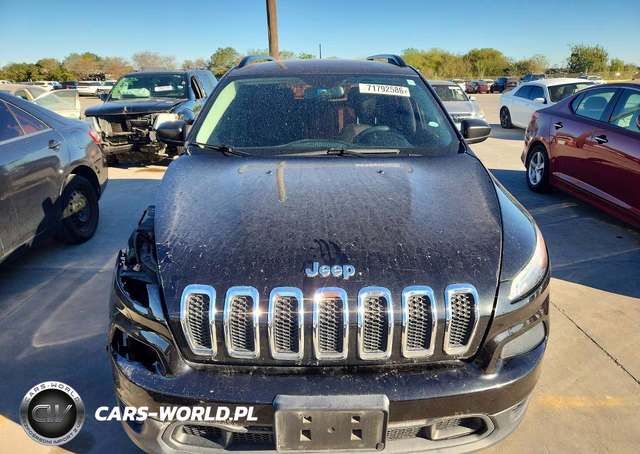 2015 Jeep Cherokee Sport VIN:1C4PJLAB8FW660628 - 5