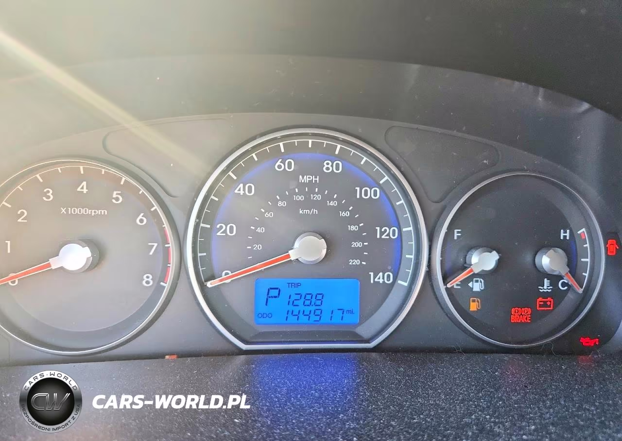 2012 Hyundai Santa Fe Gls VIN:5XYZG3AB0CG108640 - 9