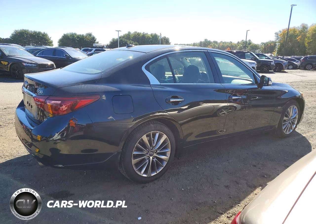 2018 Infiniti Q50 3.0T Luxe VIN:JN1EV7AR2JM432356 - 3