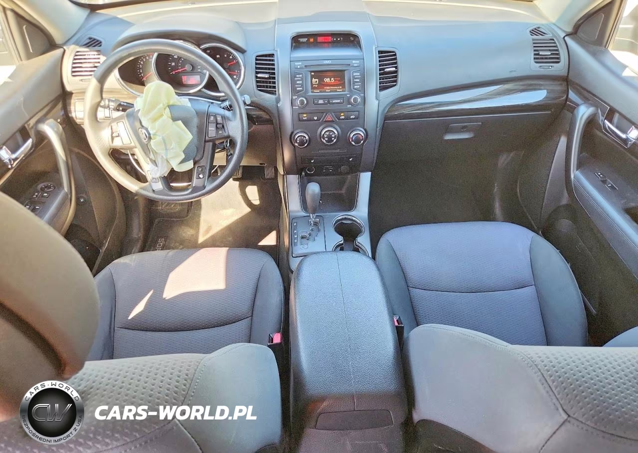 2013 Kia Sorento Lx VIN:5XYKTDA67DG390704 - 8