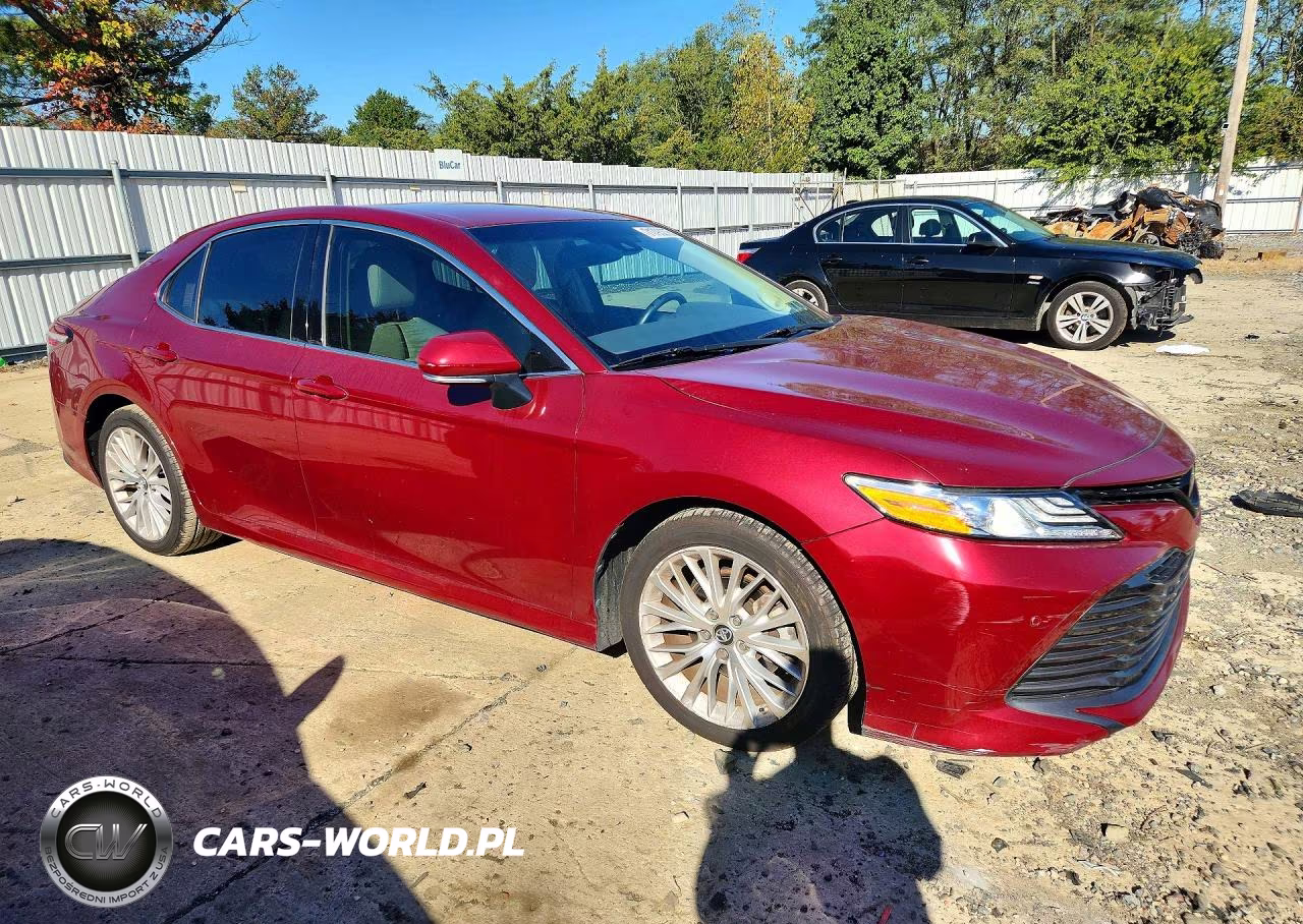 2018 Toyota Camry Xle VIN:4T1B11HK7JU626507 - 4