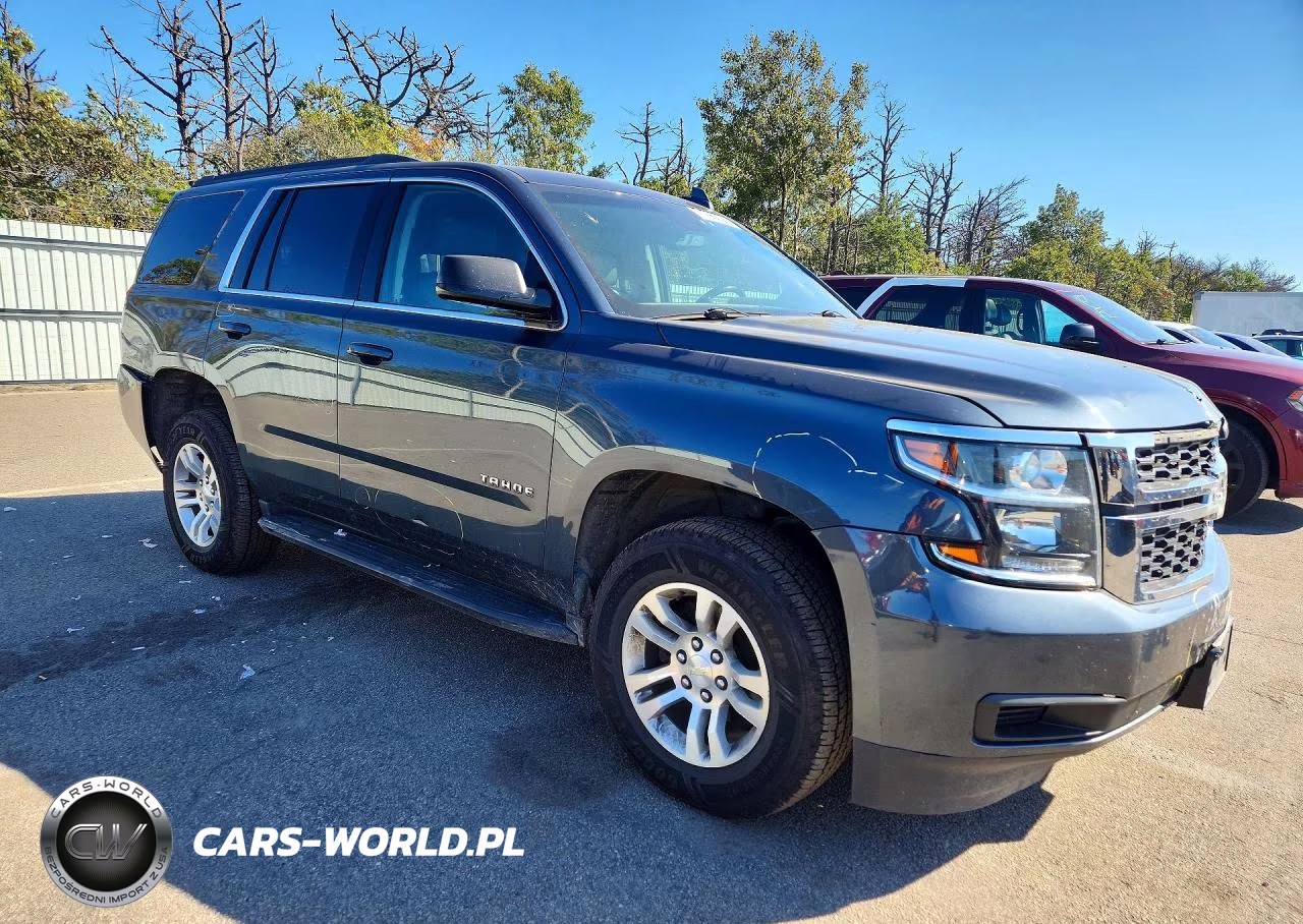 2019 Chevrolet Tahoe K1500 Lt VIN:1GNSKBKC8KR136663 - 4