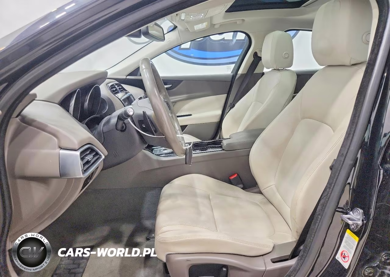 2017 Jaguar Xe VIN:SAJAR4BN1HA971459 - 7