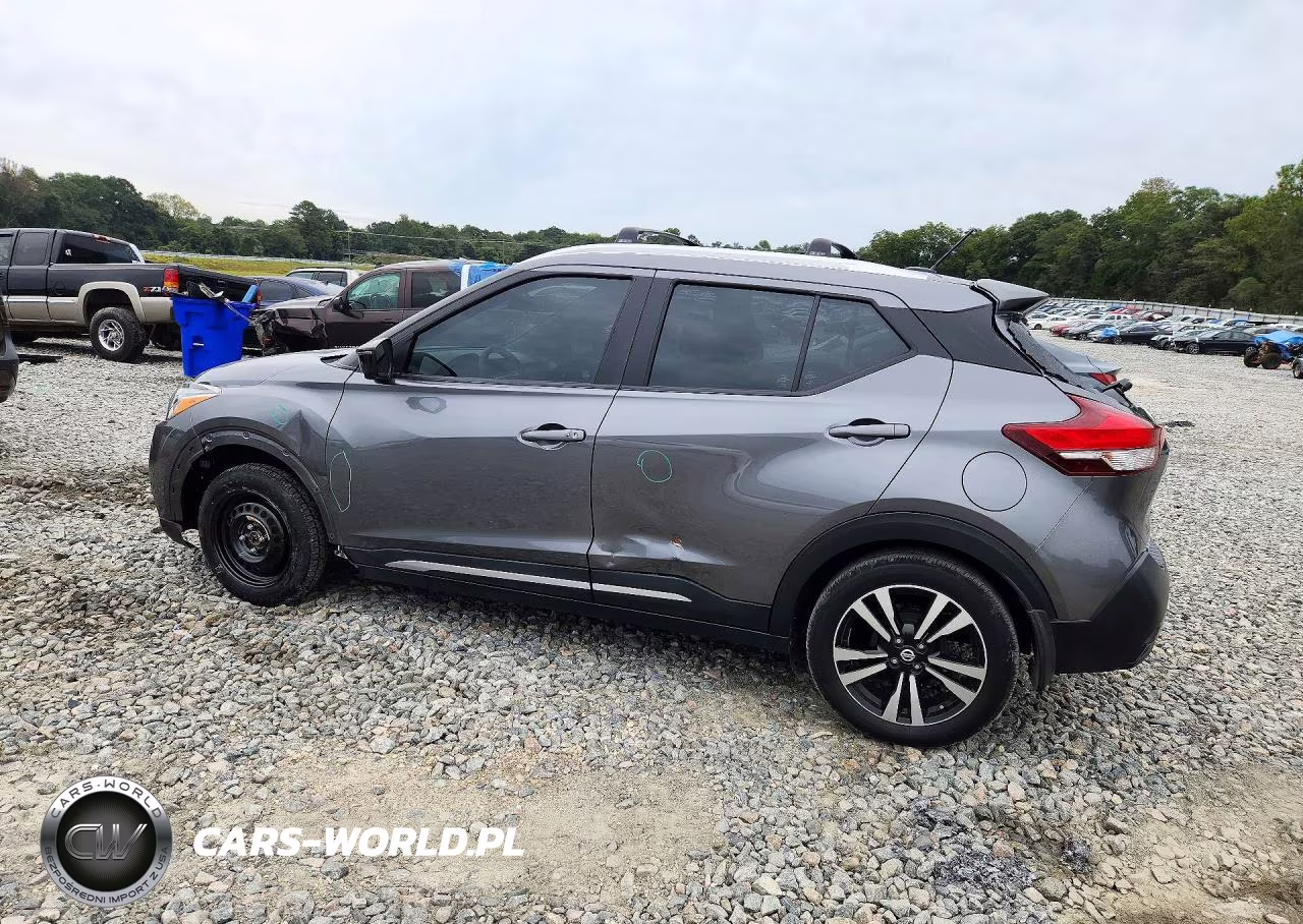 2018 Nissan Kicks Sr VIN:3N1CP5CU7JL529893 - 2