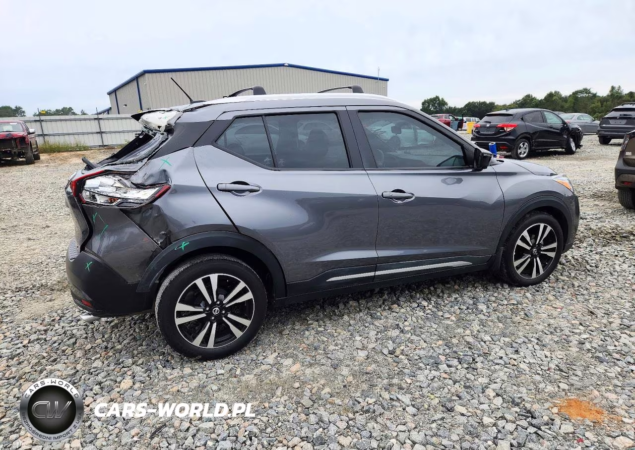 2018 Nissan Kicks Sr VIN:3N1CP5CU7JL529893 - 3
