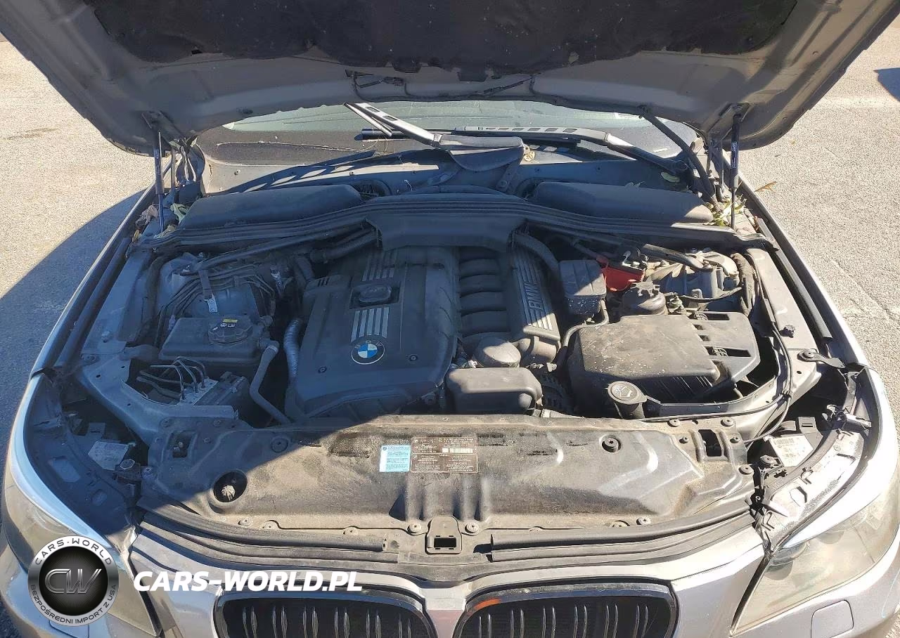 2008 BMW 528 Xi VIN:WBANV13558CZ58501 - 11