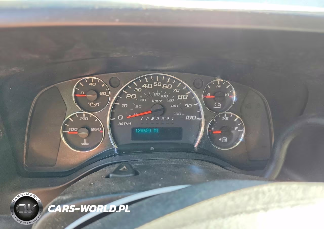 2008 Chevrolet Express G1500 VIN:1GCFG15X581227207 - 9