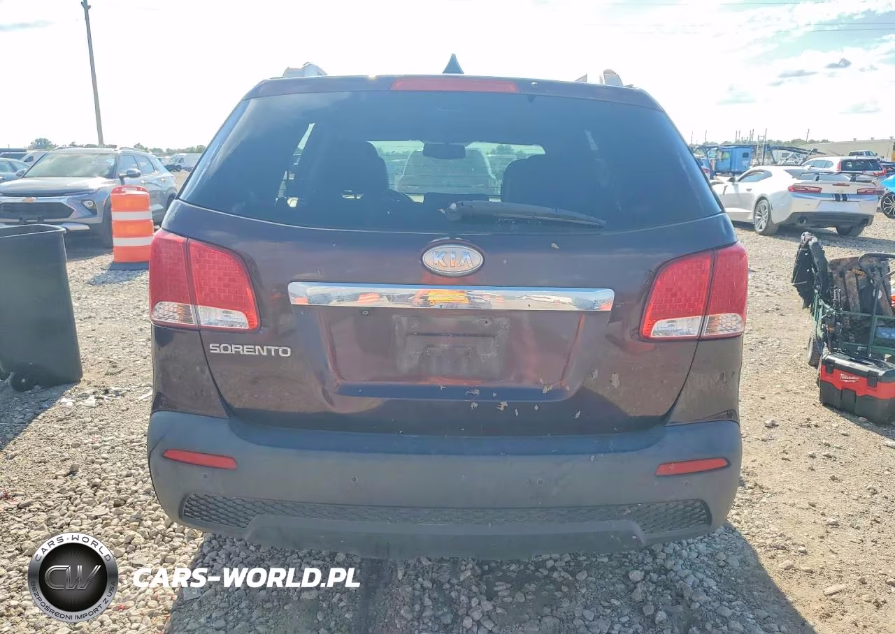2011 Kia Sorento Lx VIN:5XYKT3A13BG181682 - 6