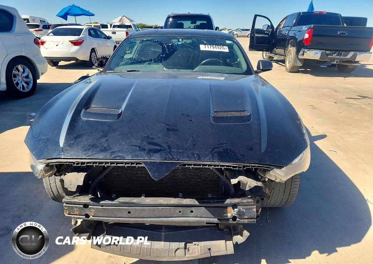 2020 Ford Mustang VIN:1FA6P8TDXL5130089 - 5