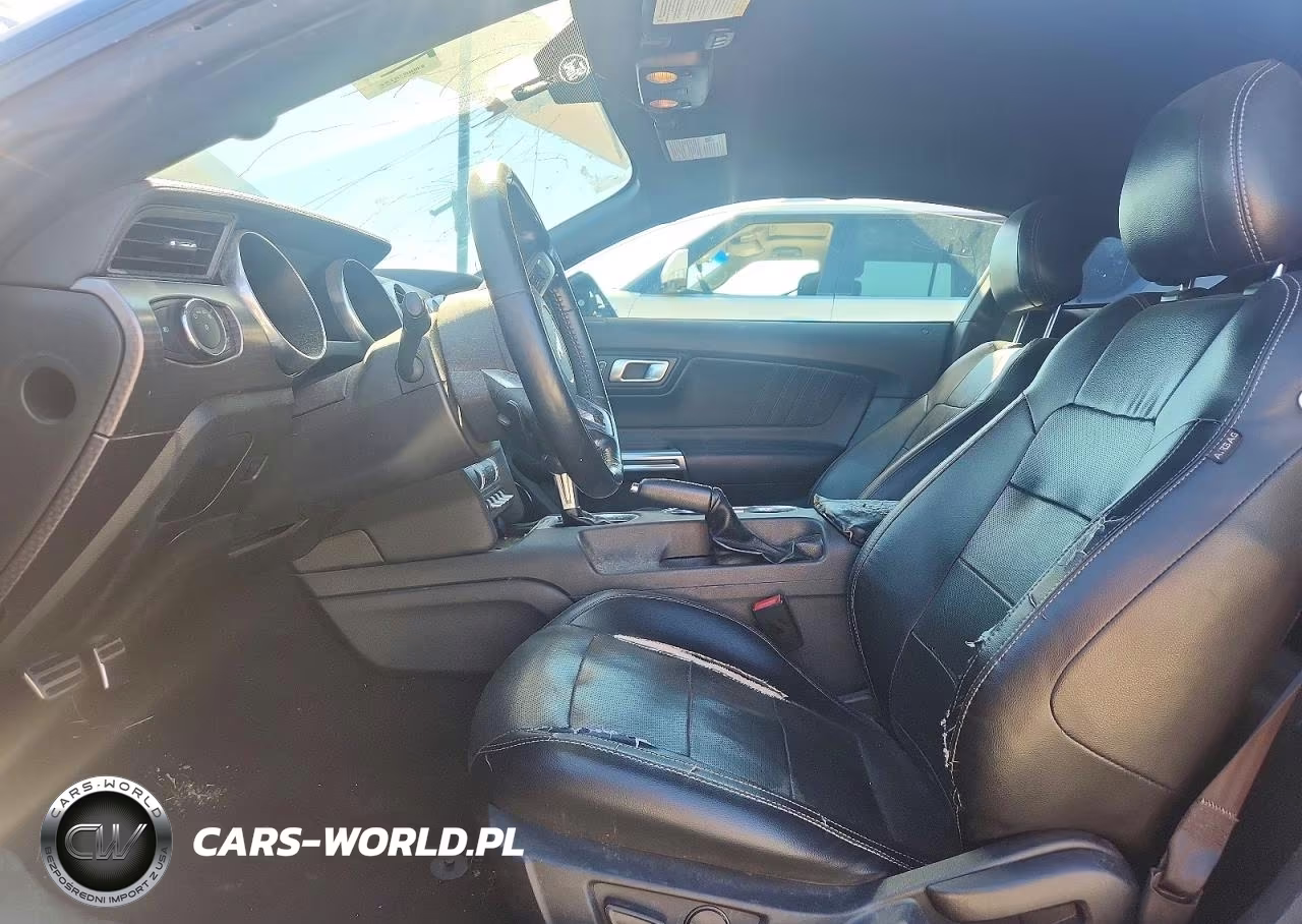 2020 Ford Mustang VIN:1FA6P8TDXL5130089 - 7