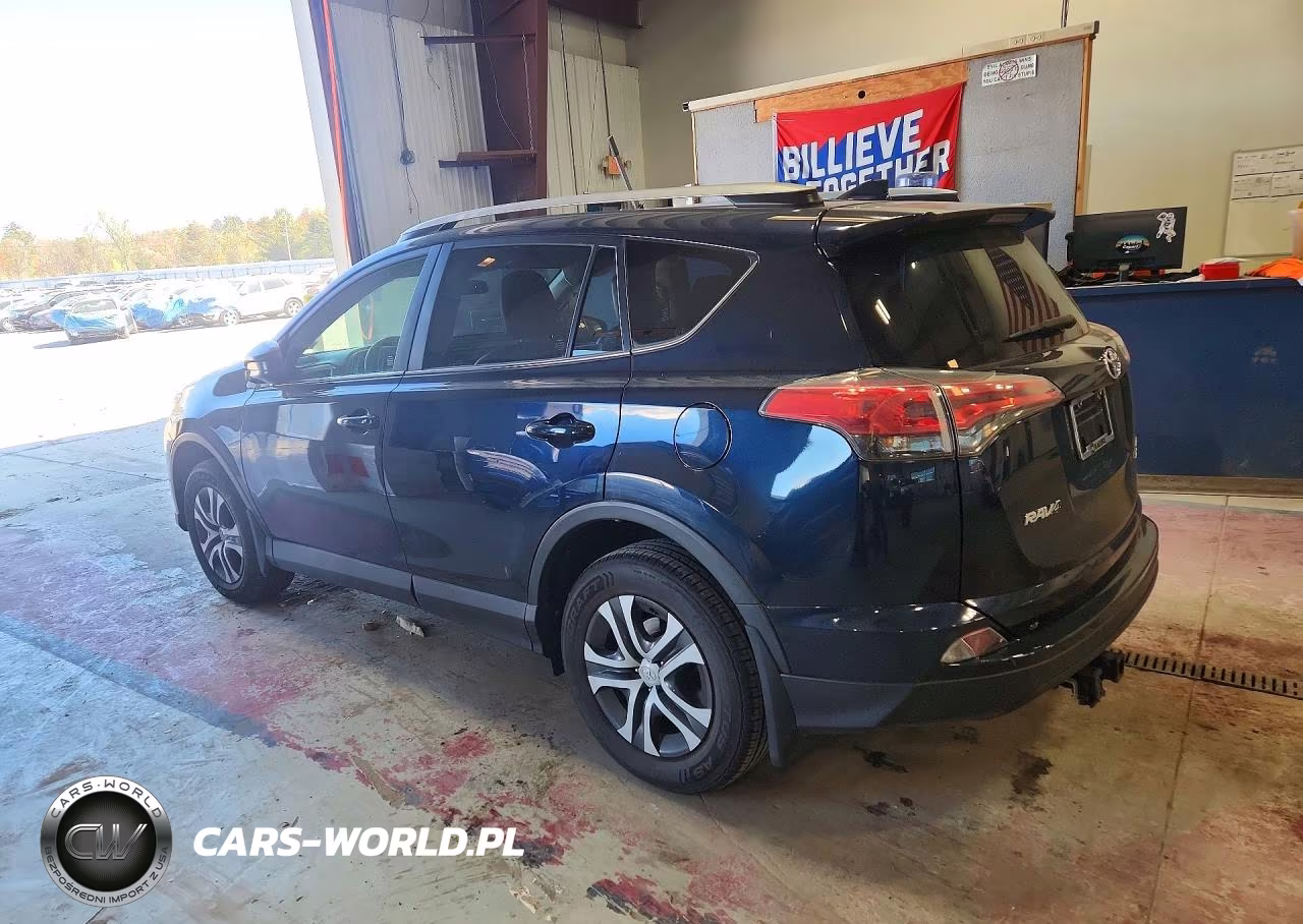2017 Toyota Rav4 Le VIN:JTMBFREV0HJ174575 - 2