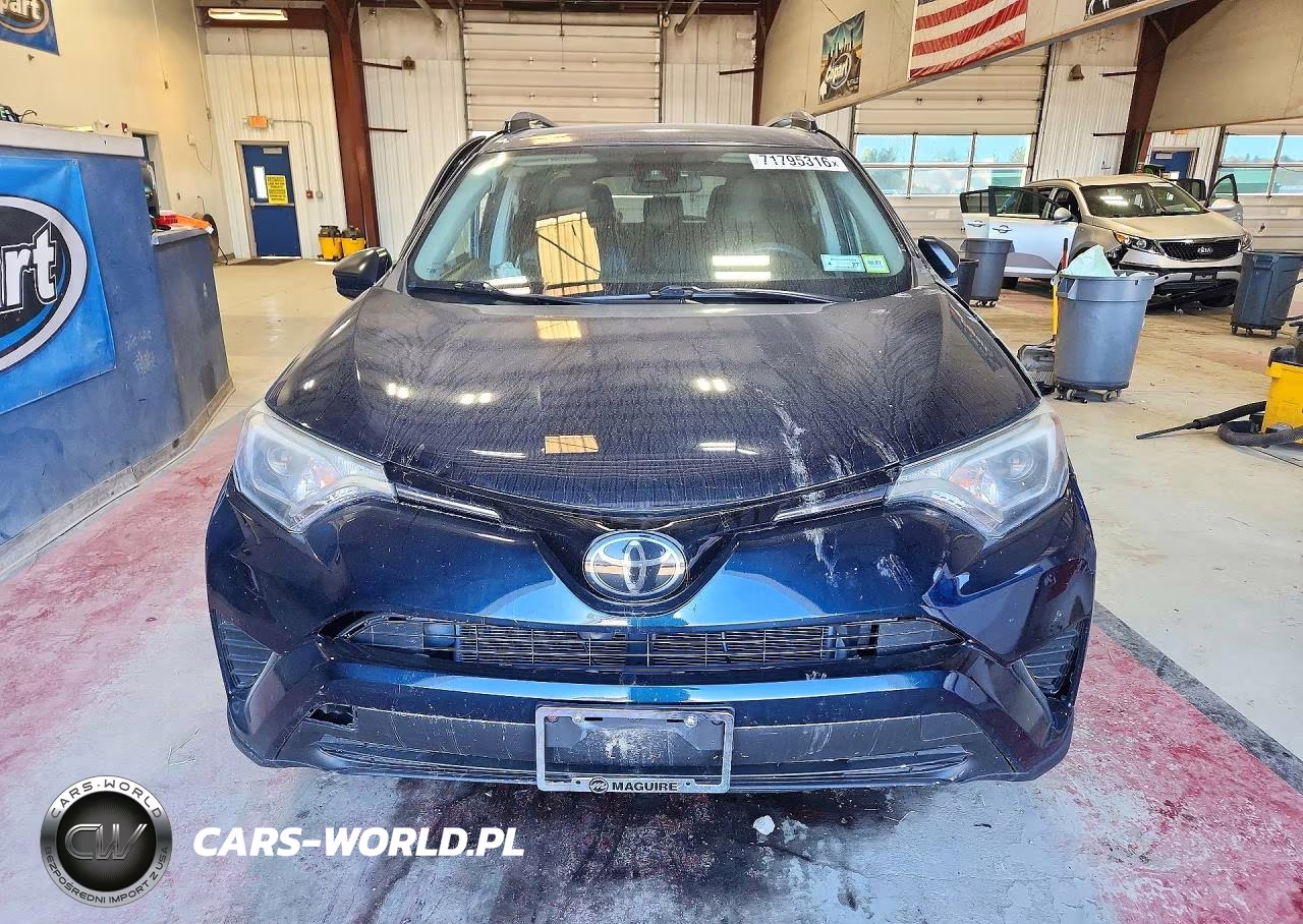 2017 Toyota Rav4 Le VIN:JTMBFREV0HJ174575 - 5