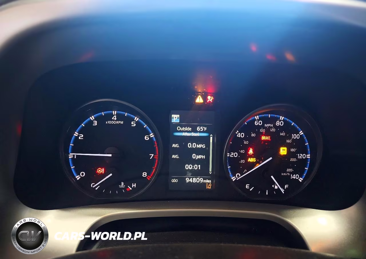 2017 Toyota Rav4 Le VIN:JTMBFREV0HJ174575 - 9