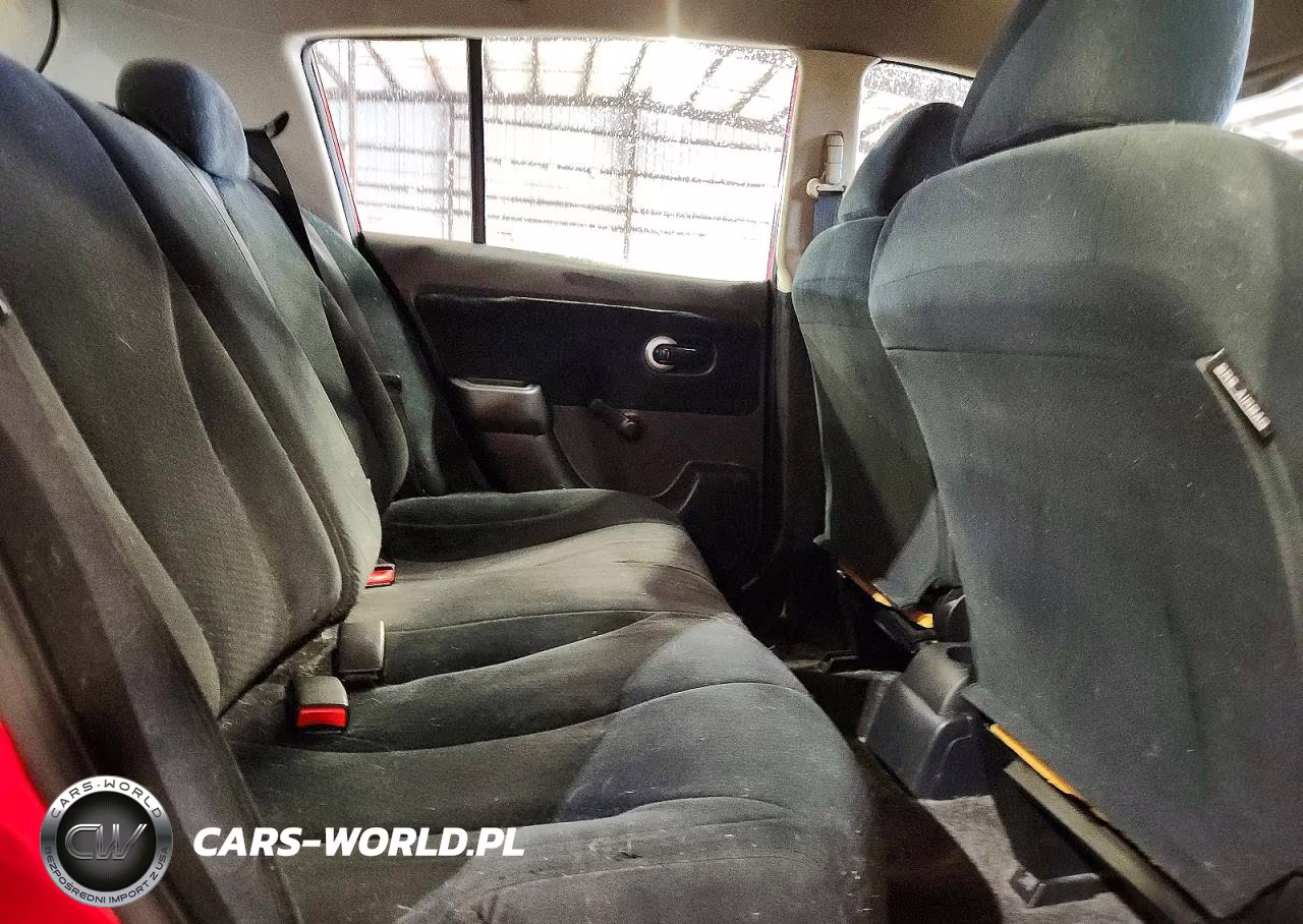 2010 Nissan Versa 1.8 S VIN:3N1BC1CP9AL418126 - 10