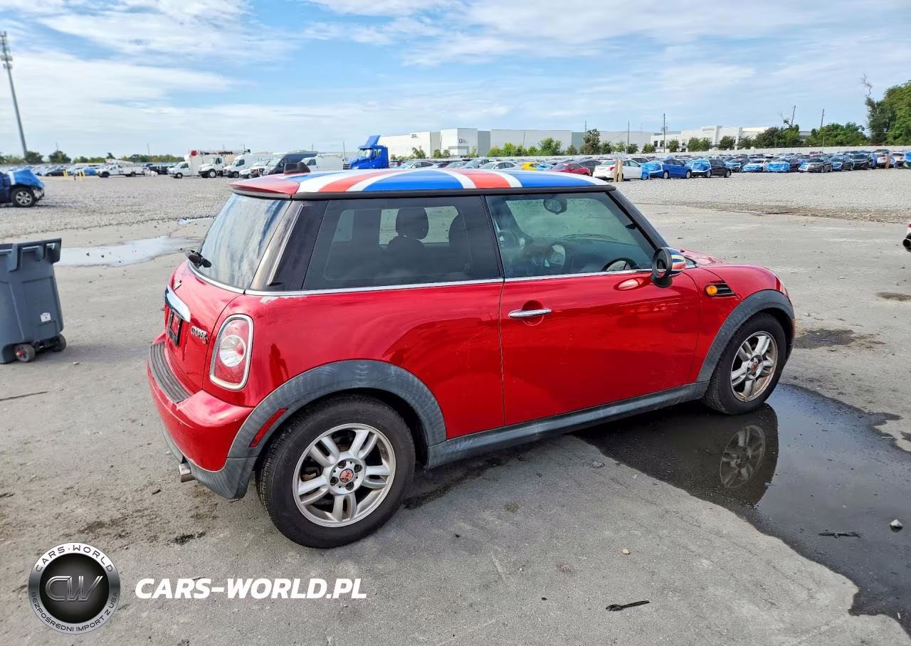 2012 Mini Cooper S VIN:WMWSU3C57CT254715 - 3