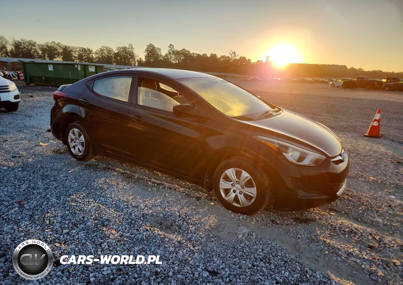 2016 Hyundai Elantra Se VIN:KMHDH4AE0GU501531 - 4