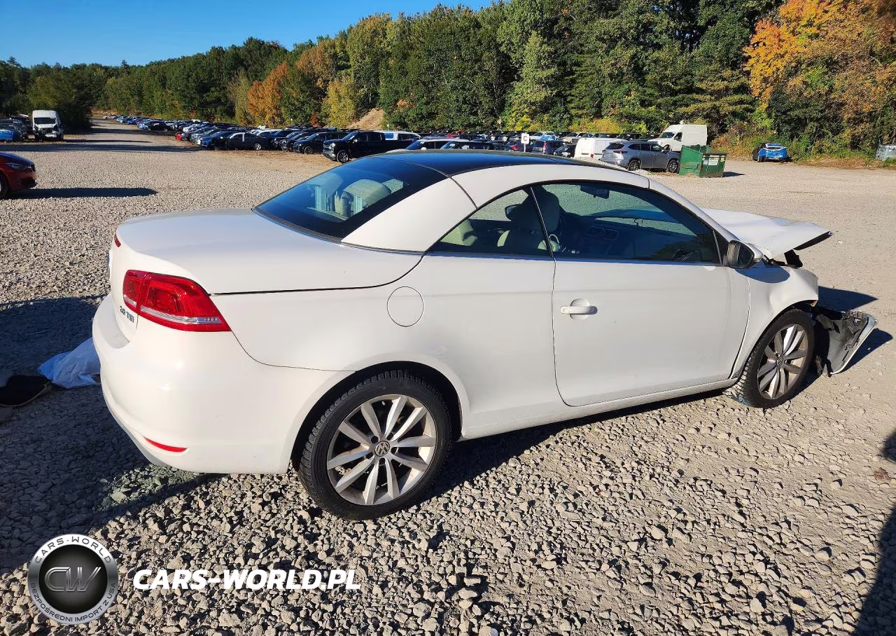 2013 Volkswagen Eos Komfort VIN:WVWBW8AH5DV003575 - 3
