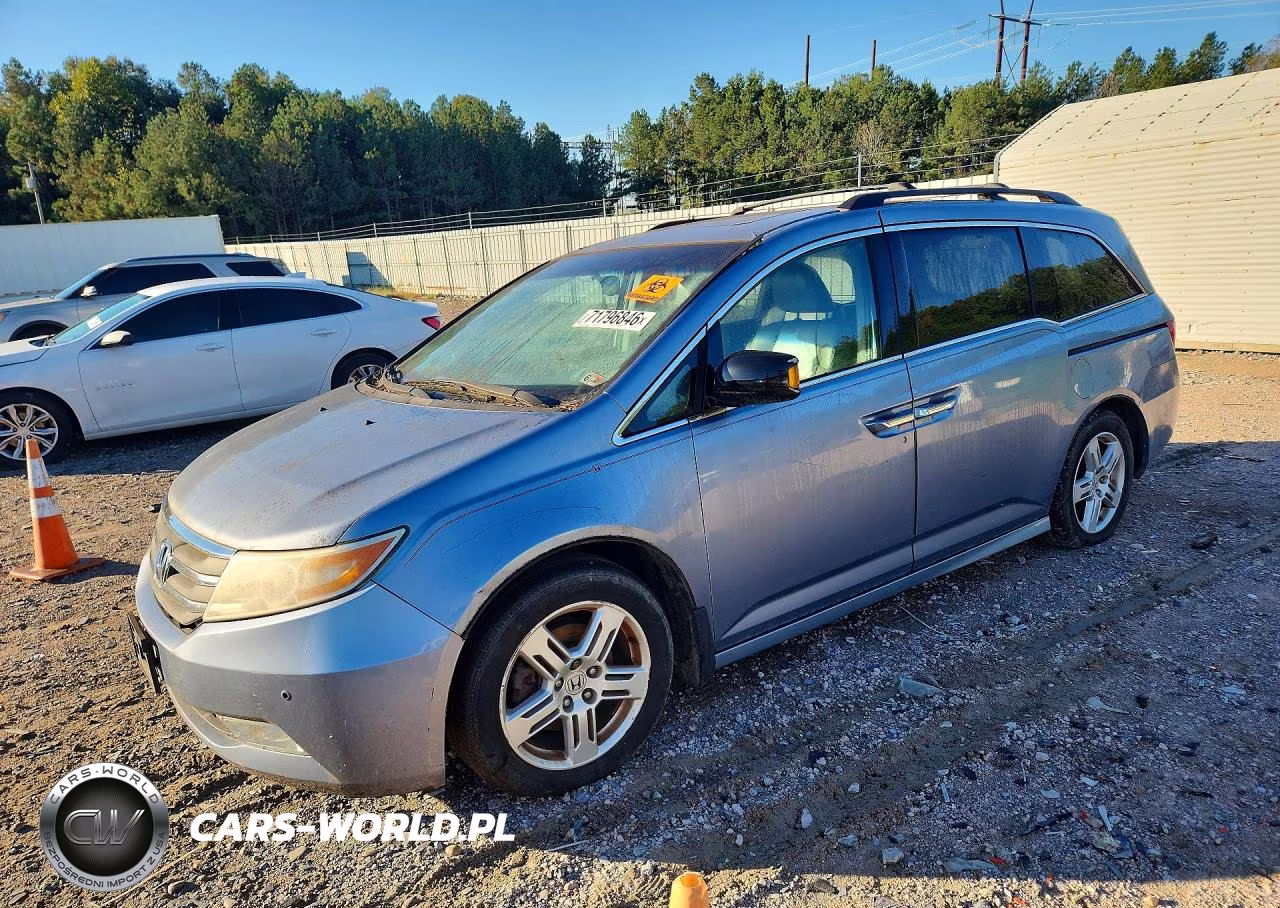 2012 Honda Odyssey Touring – zdjęcie 1 z 13