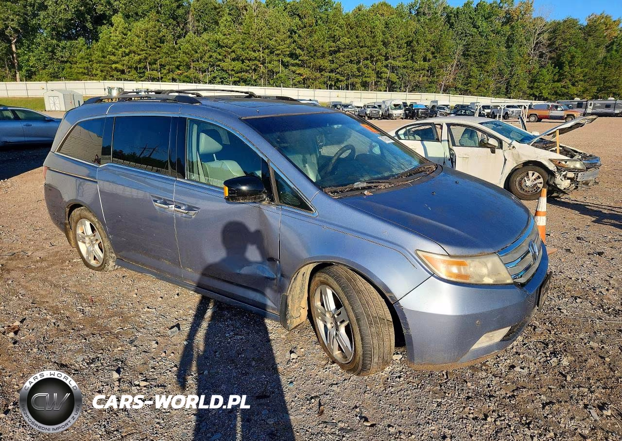 2012 Honda Odyssey Touring VIN:5FNRL5H93CB020506 - 4