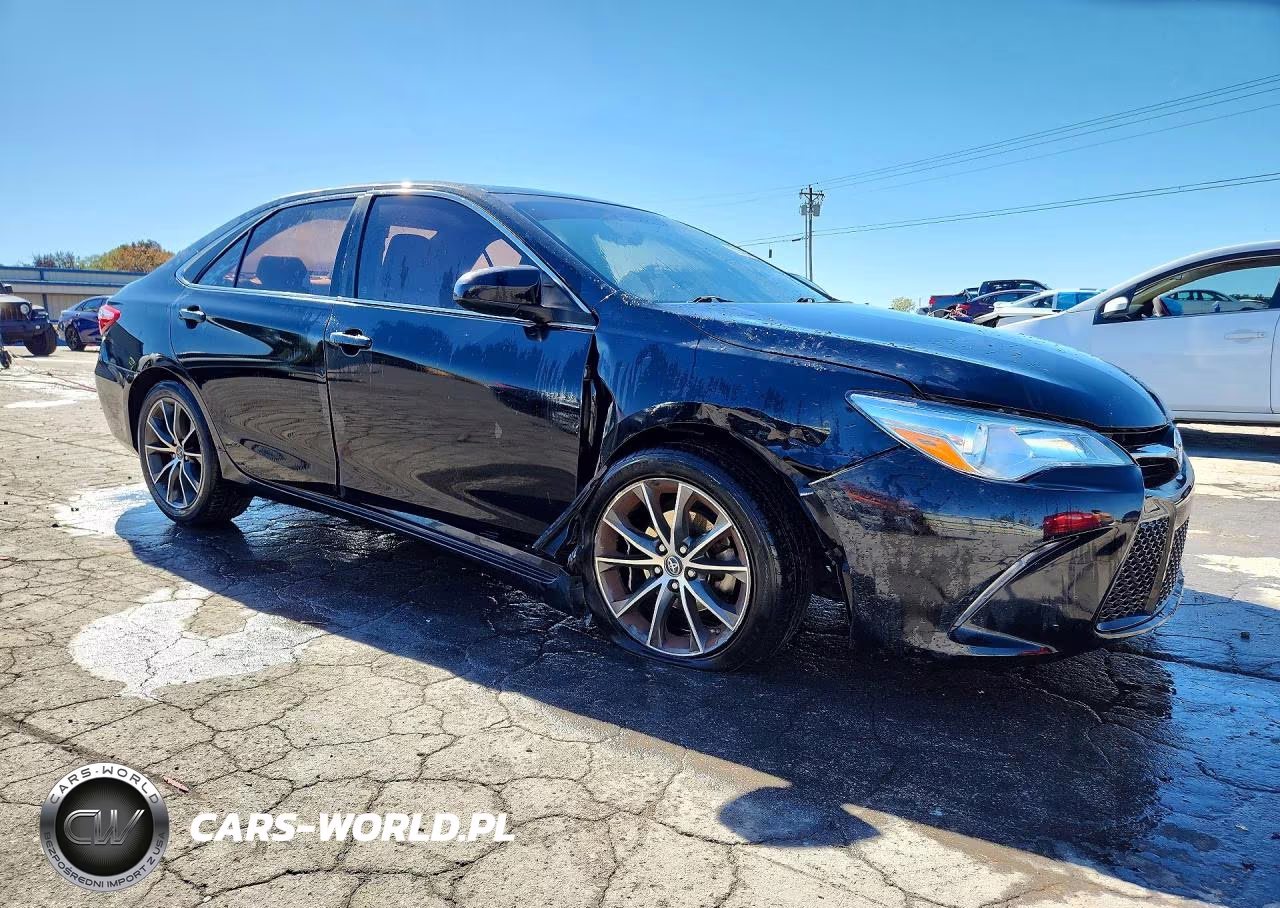 2015 Toyota Camry Xse VIN:4T1BF1FK4FU893518 - 4