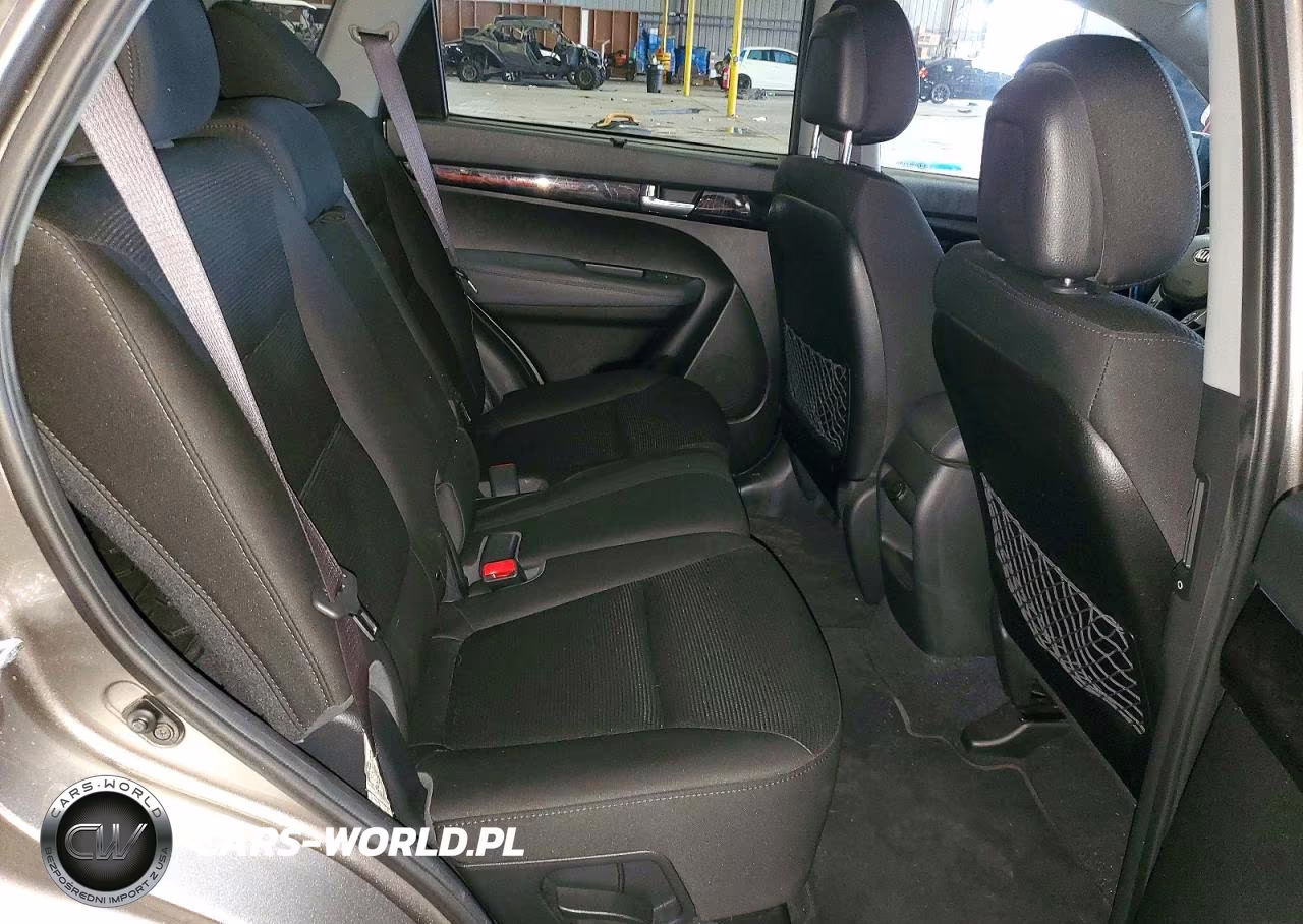 2014 Kia Sorento Lx VIN:5XYKTCA60EG506224 - 11