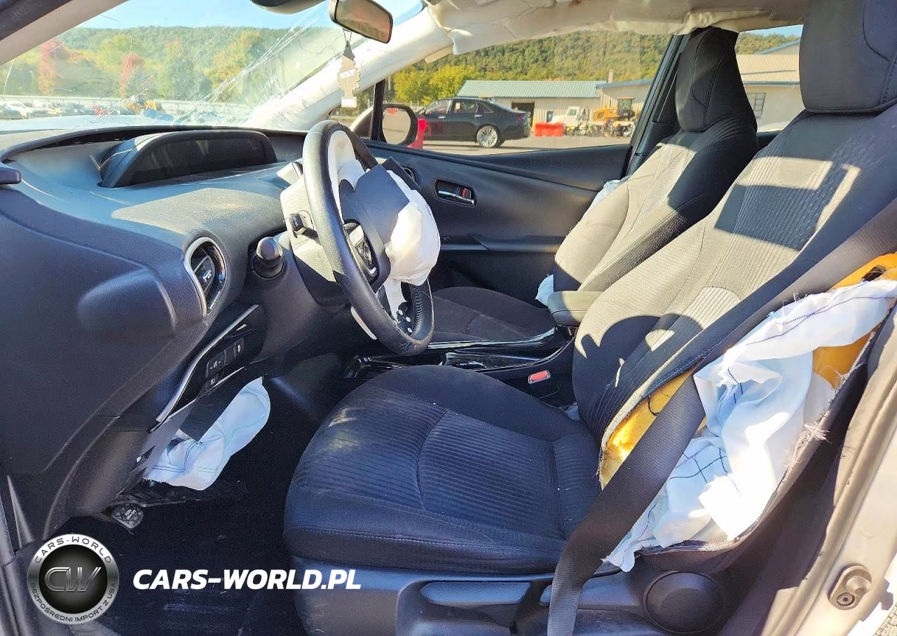 2017 Toyota Prius Three VIN:JTDKARFUXH3036339 - 7