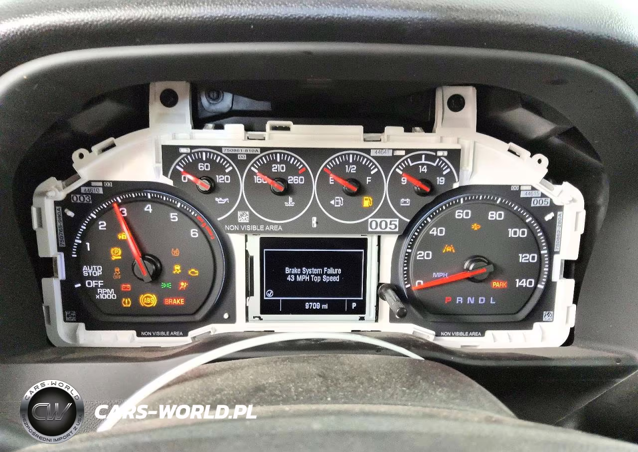 2026 Chevrolet Silverado C1500 VIN:3GCNAAED0TG187275 - 9