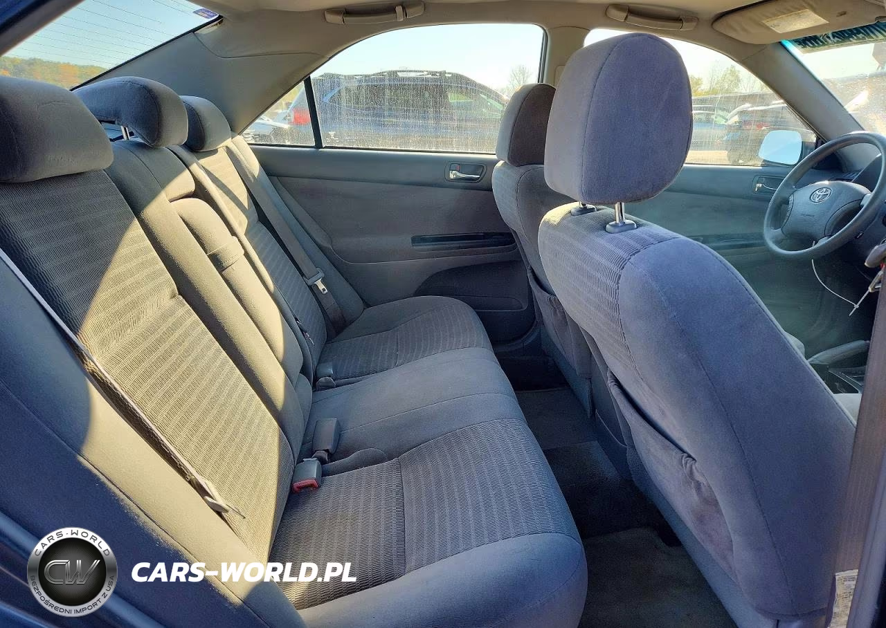 2005 Toyota Camry VIN:4T1BE32K45U524502 - 10