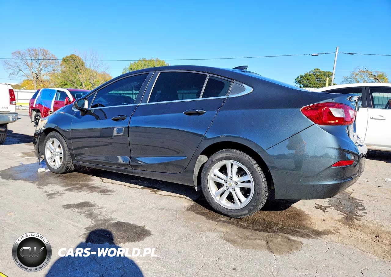 2018 Chevrolet Cruze Lt VIN:1G1BE5SM4J7150332 - 2