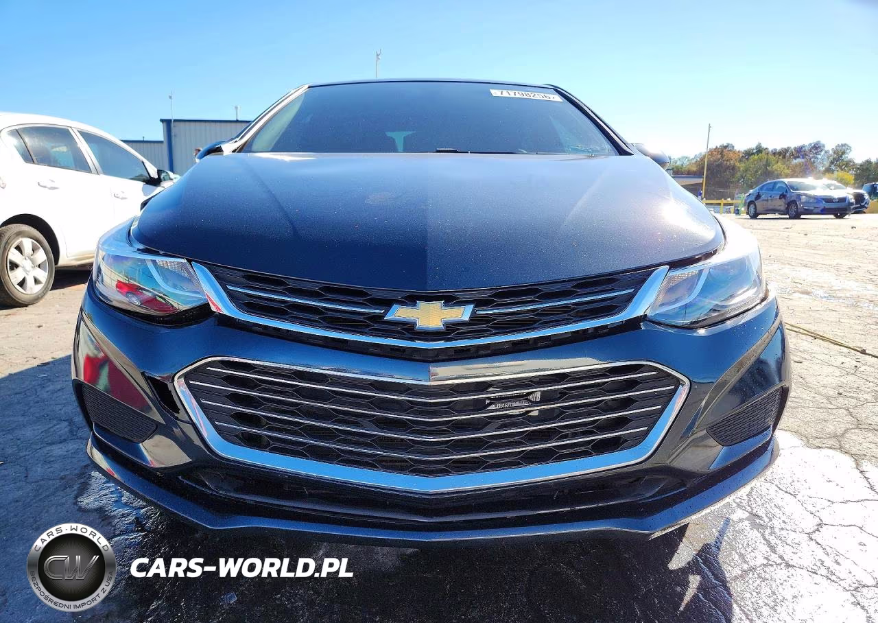 2018 Chevrolet Cruze Lt VIN:1G1BE5SM4J7150332 - 5