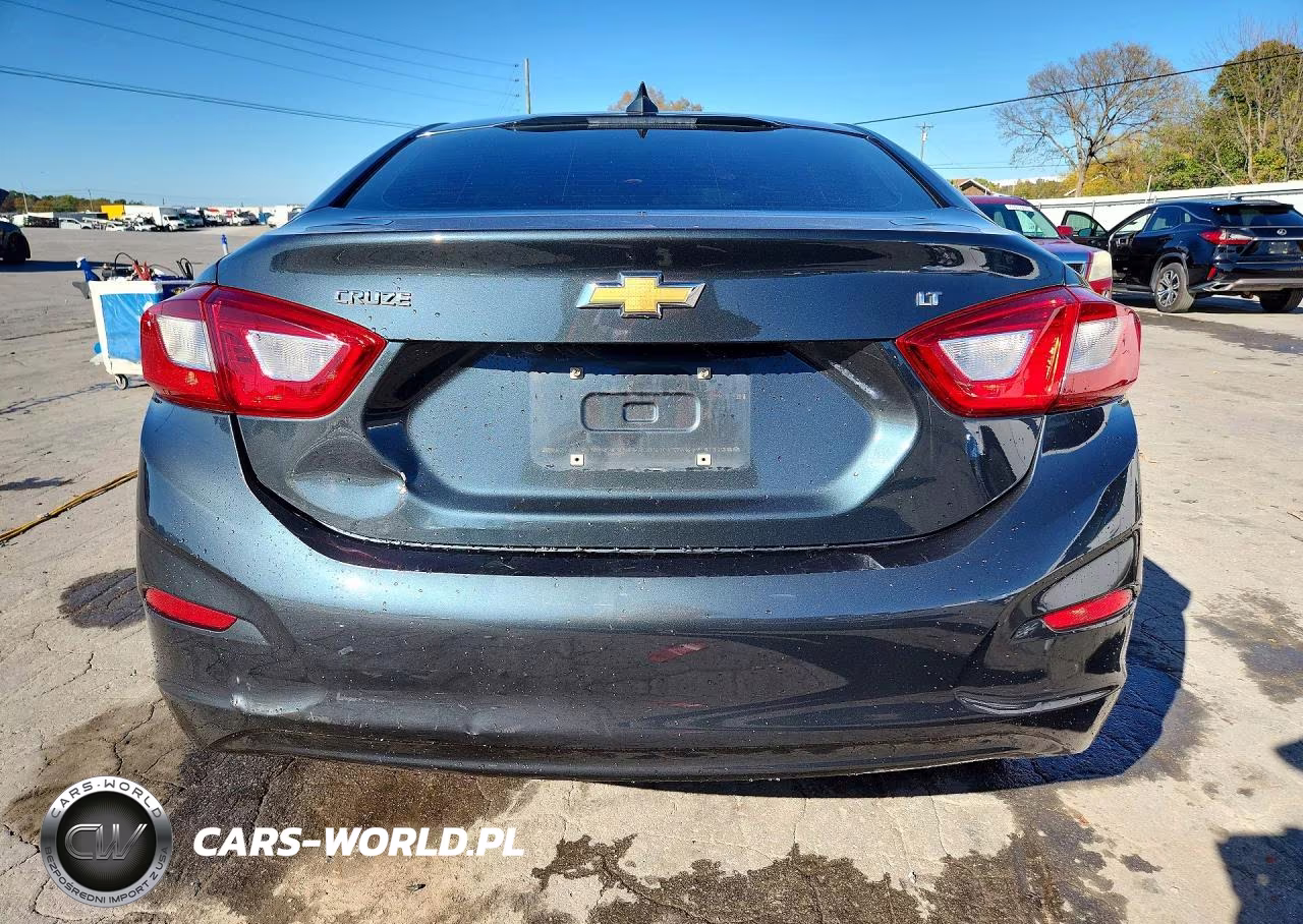 2018 Chevrolet Cruze Lt VIN:1G1BE5SM4J7150332 - 6