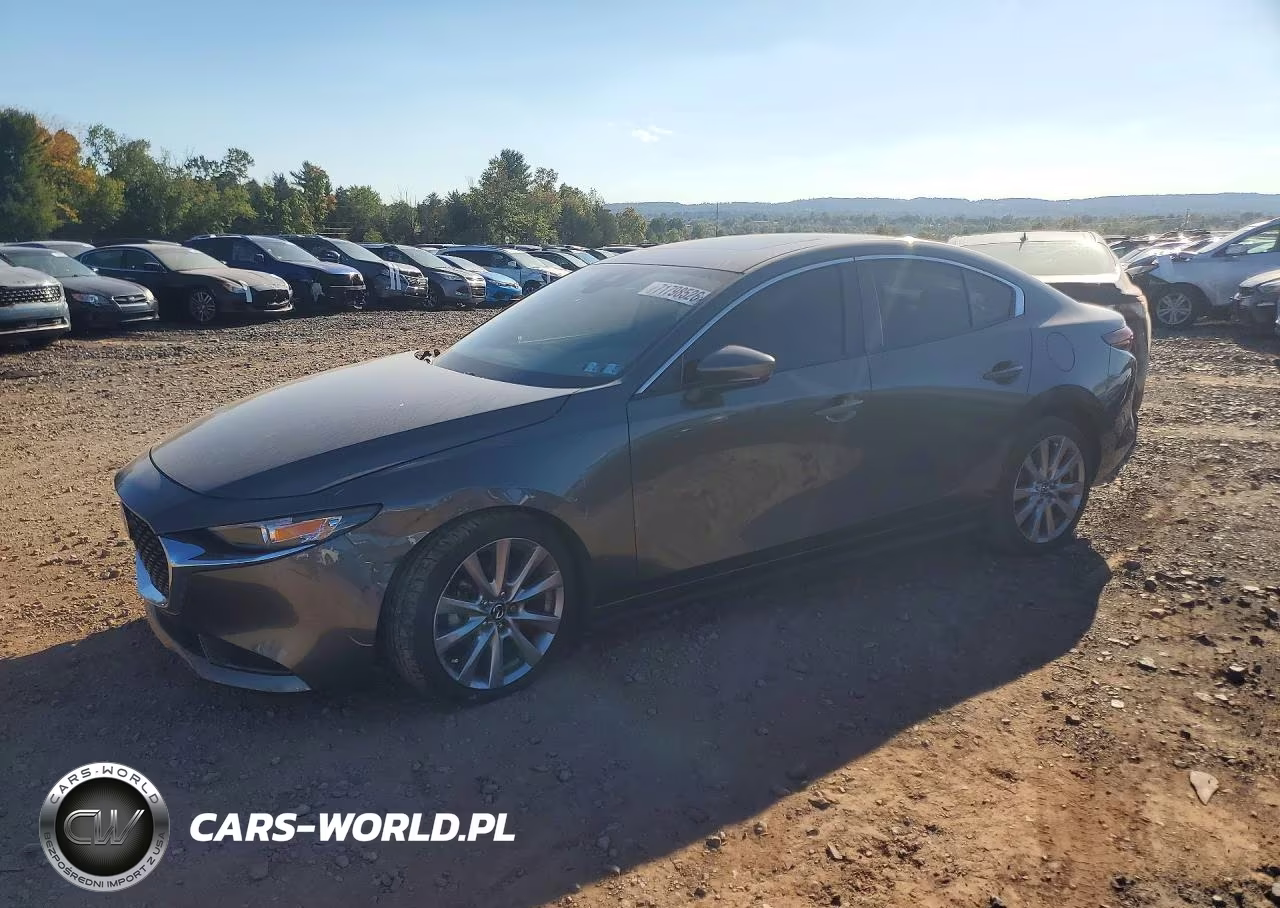 2023 Mazda 3 Preferred