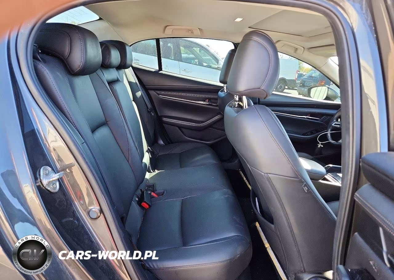 2023 Mazda 3 Preferred VIN:3MZBPACM0PM376825 - 10
