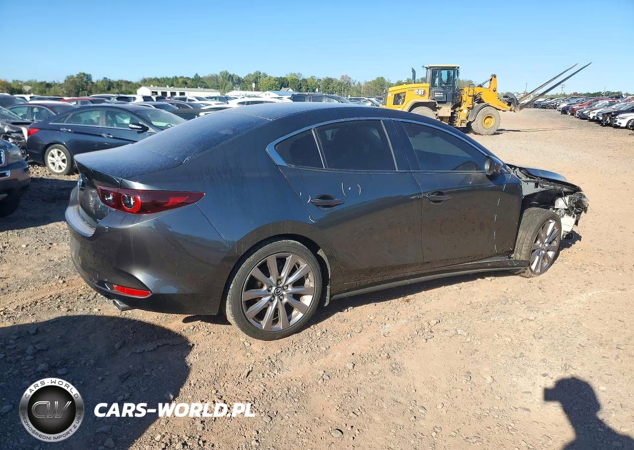 2023 Mazda 3 Preferred VIN:3MZBPACM0PM376825 - 3