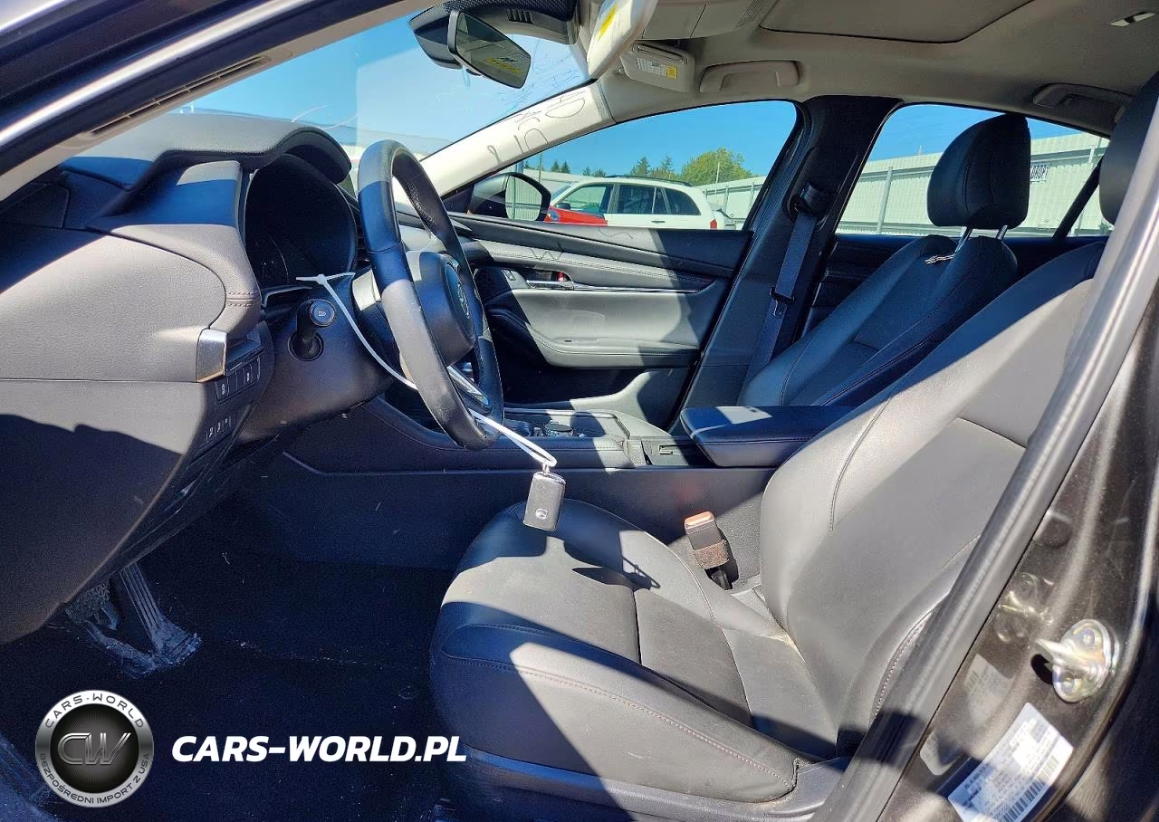 2023 Mazda 3 Preferred VIN:3MZBPACM0PM376825 - 7