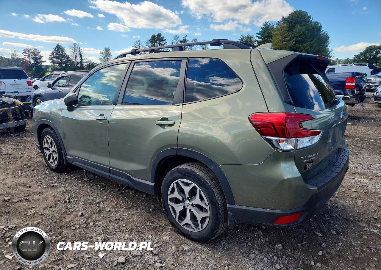 2020 Subaru Forester Premium VIN:JF2SKAGC9LH446454 - 2