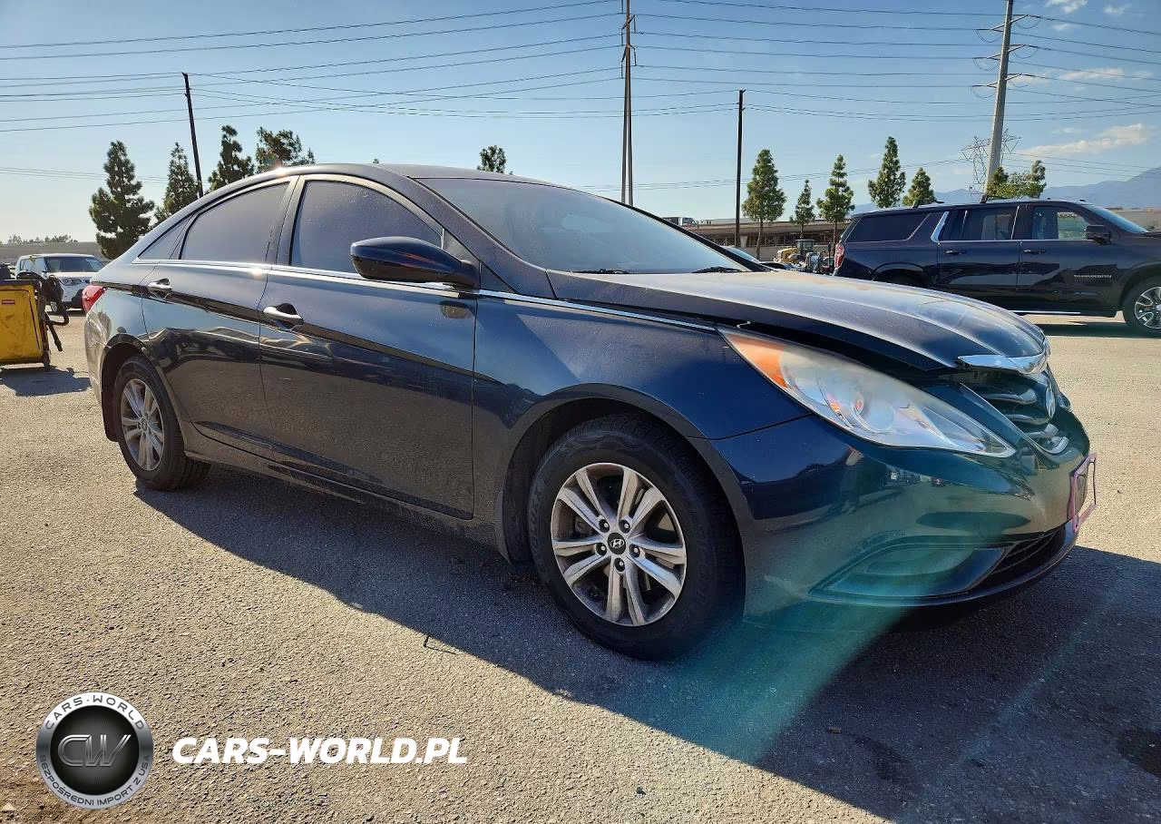 2013 Hyundai Sonata Gls VIN:5NPEB4AC5DH680258 - 4
