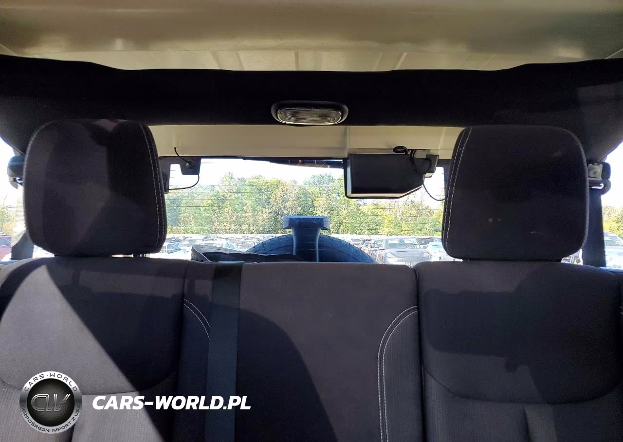 2013 Jeep Wrangler Unlimited Sahara VIN:1C4BJWEG1DL655495 - 10