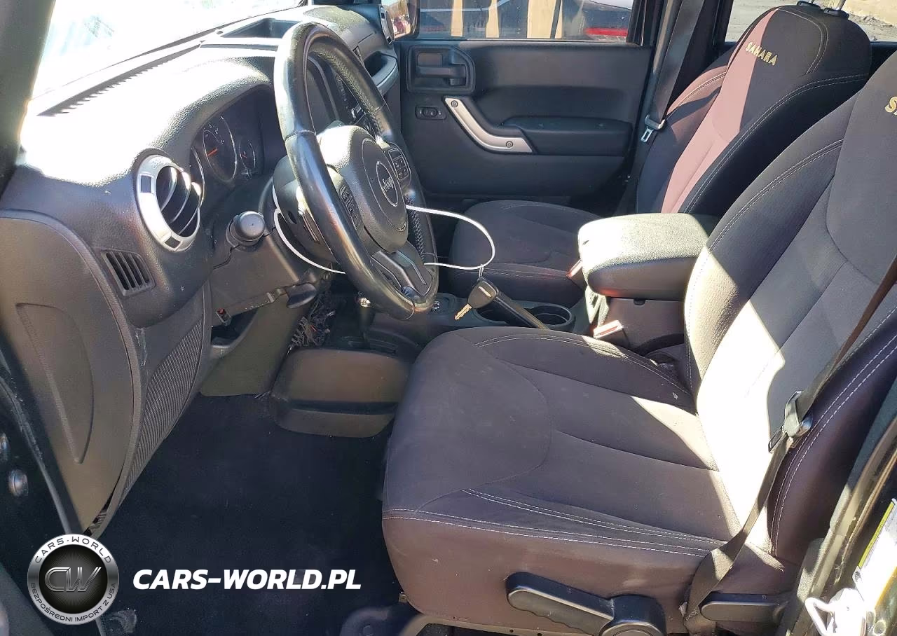 2013 Jeep Wrangler Unlimited Sahara VIN:1C4BJWEG1DL655495 - 7