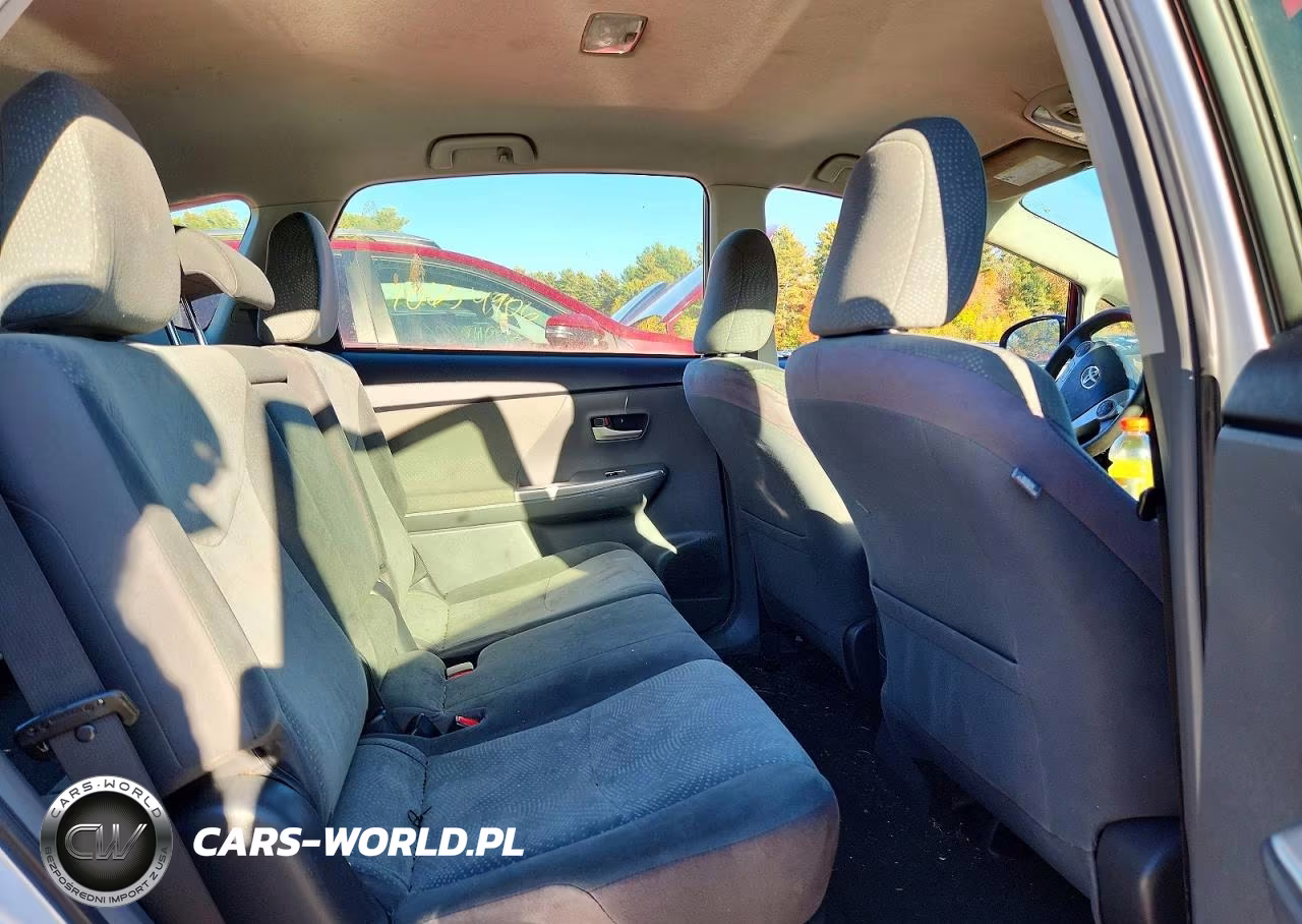 2012 Toyota Prius V Three VIN:JTDZN3EU1C3019245 - 10