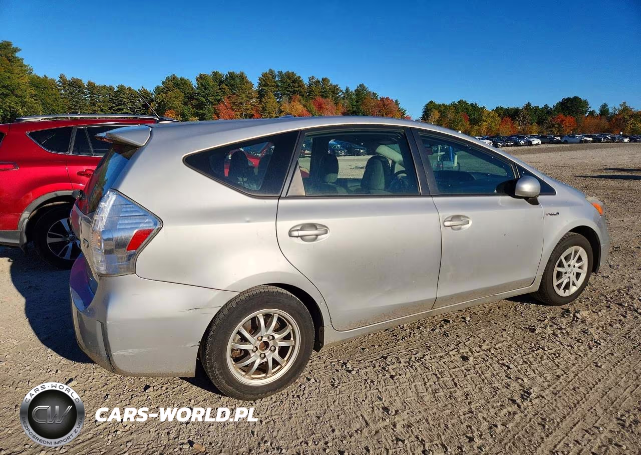 2012 Toyota Prius V Three VIN:JTDZN3EU1C3019245 - 3