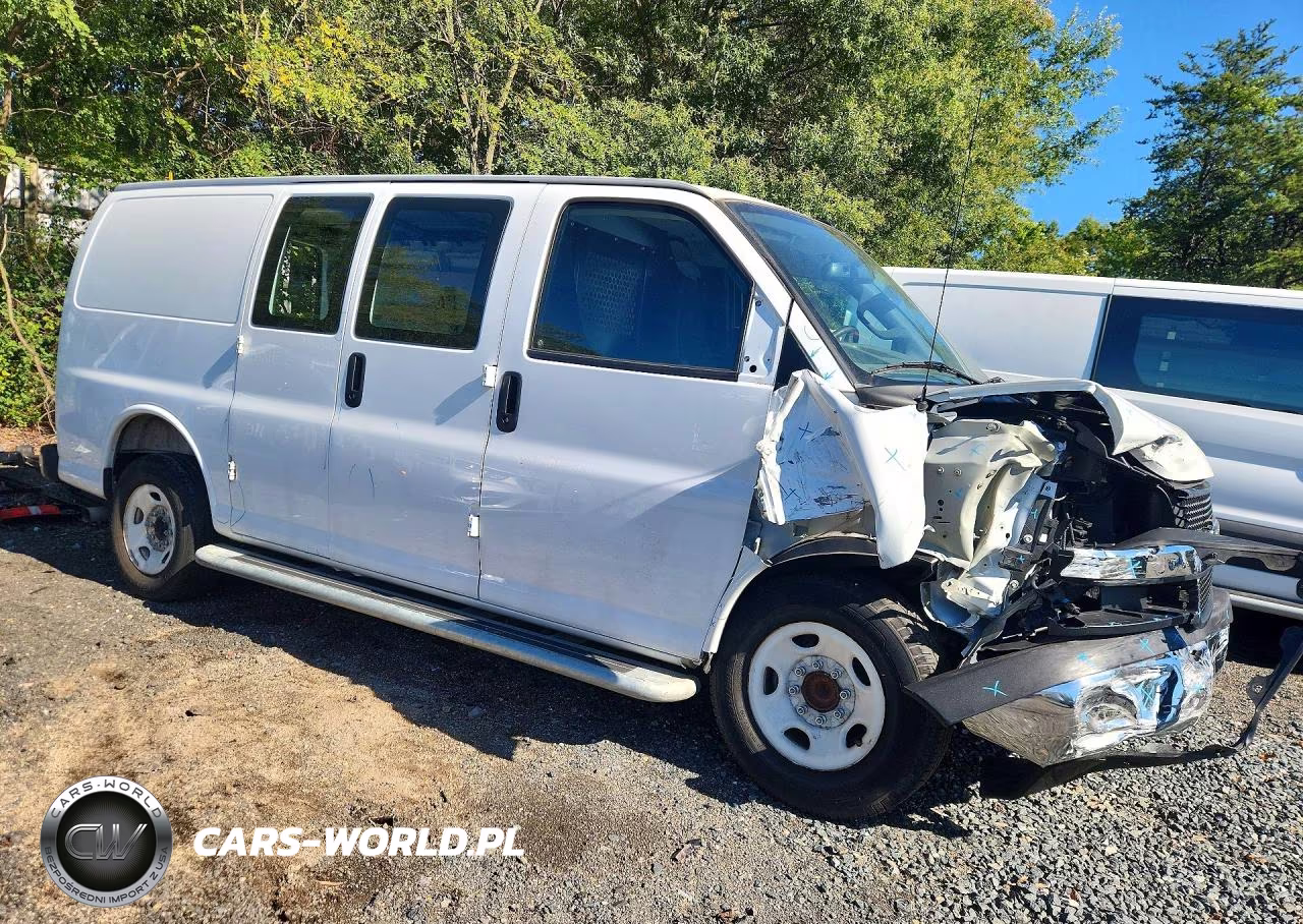 2025 Chevrolet Express G2500 VIN:1GCWGAFP4S1196067 - 4