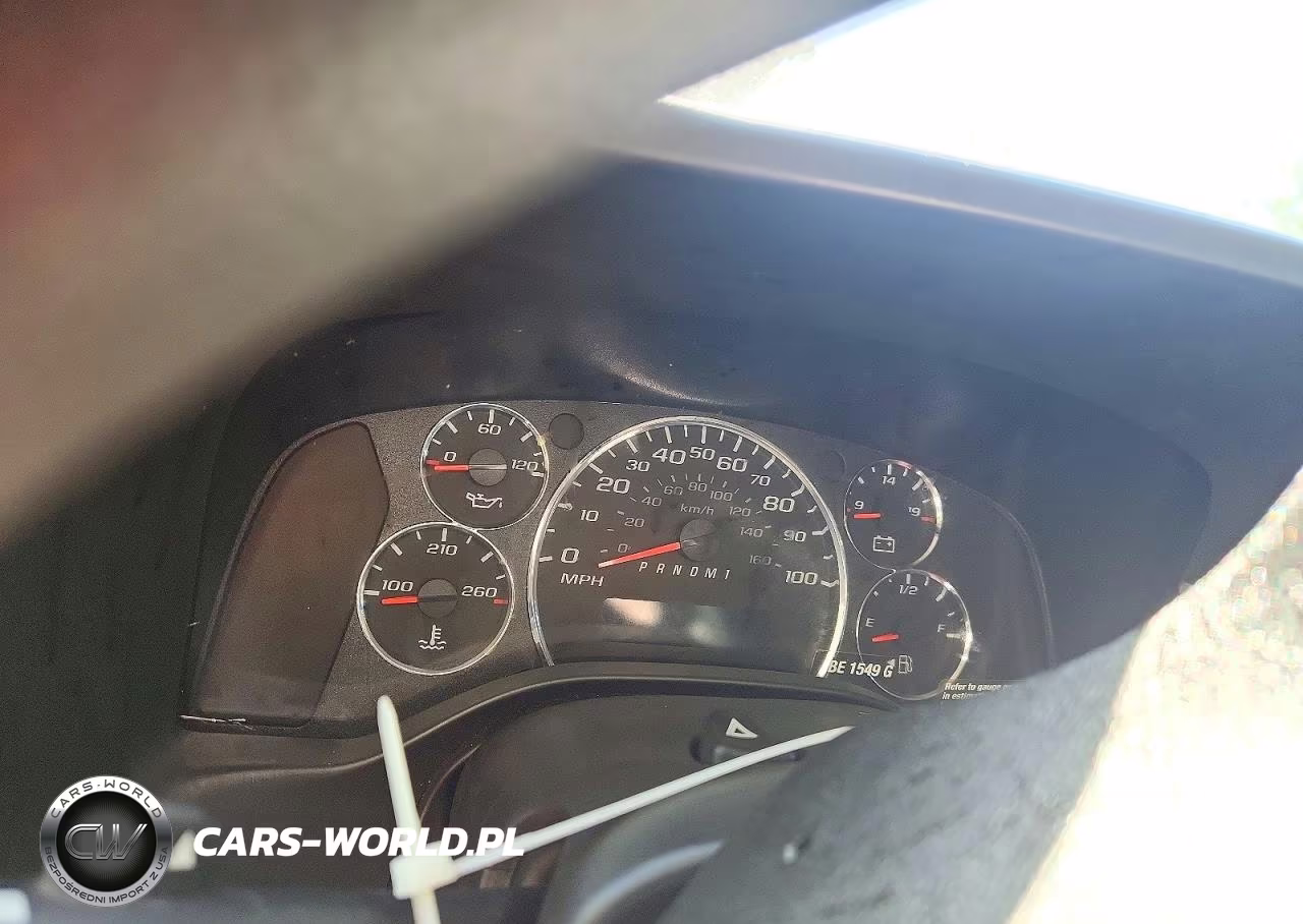 2025 Chevrolet Express G2500 VIN:1GCWGAFP4S1196067 - 9