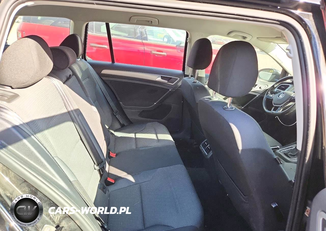 2017 Volkswagen Golf Sportwagen S VIN:3VW017AU6HM526534 - 10