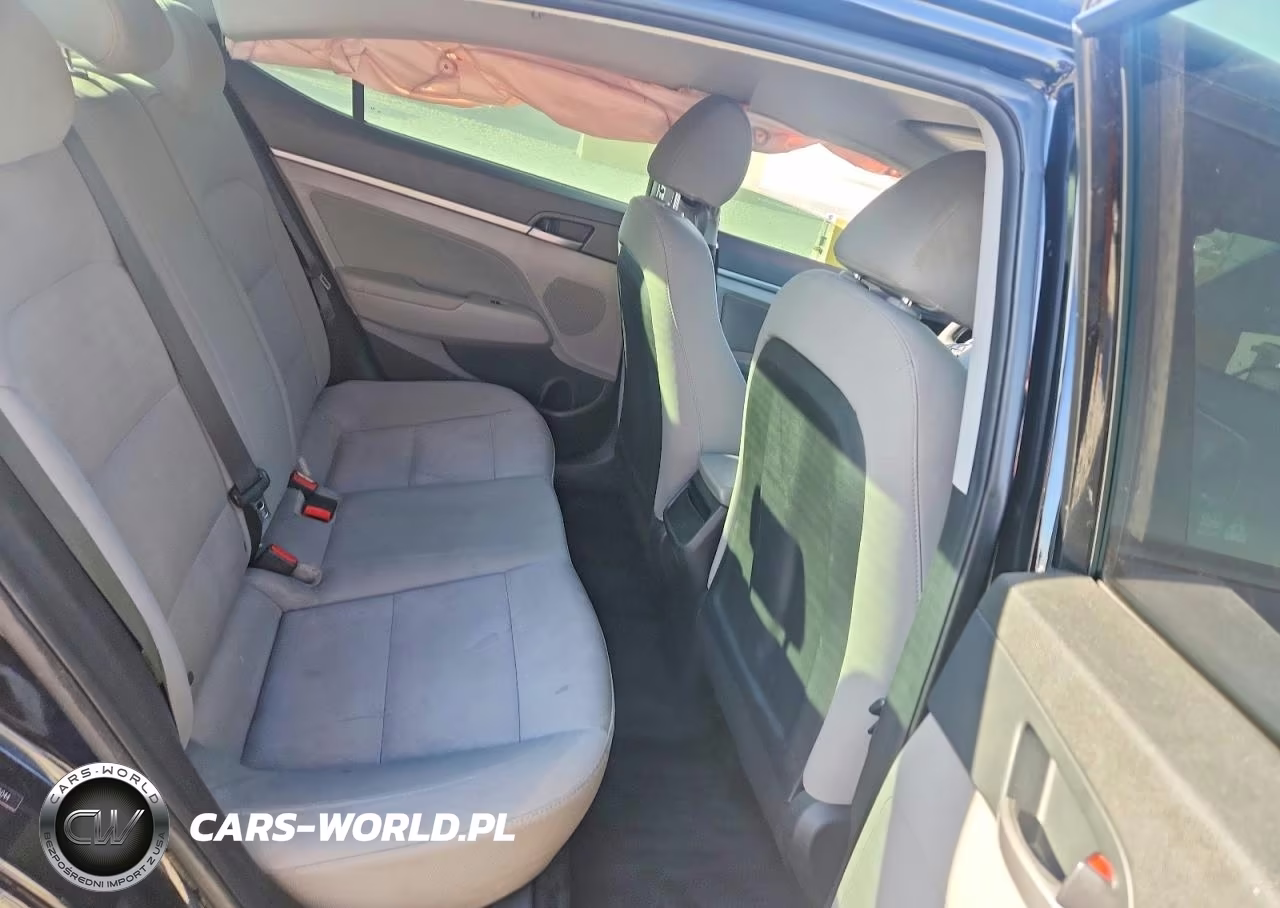 2018 Hyundai Elantra Sel VIN:5NPD84LF8JH335044 - 10