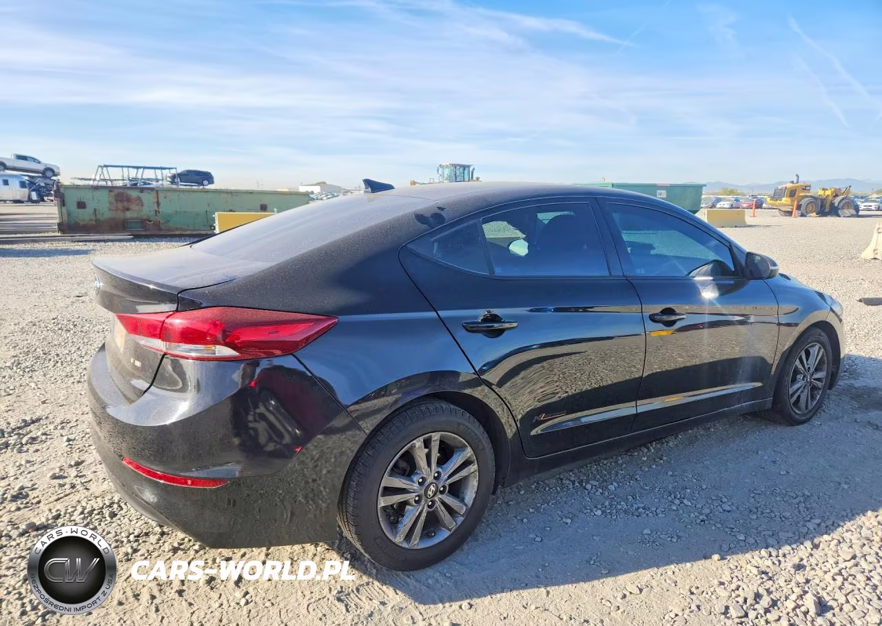 2018 Hyundai Elantra Sel VIN:5NPD84LF8JH335044 - 3